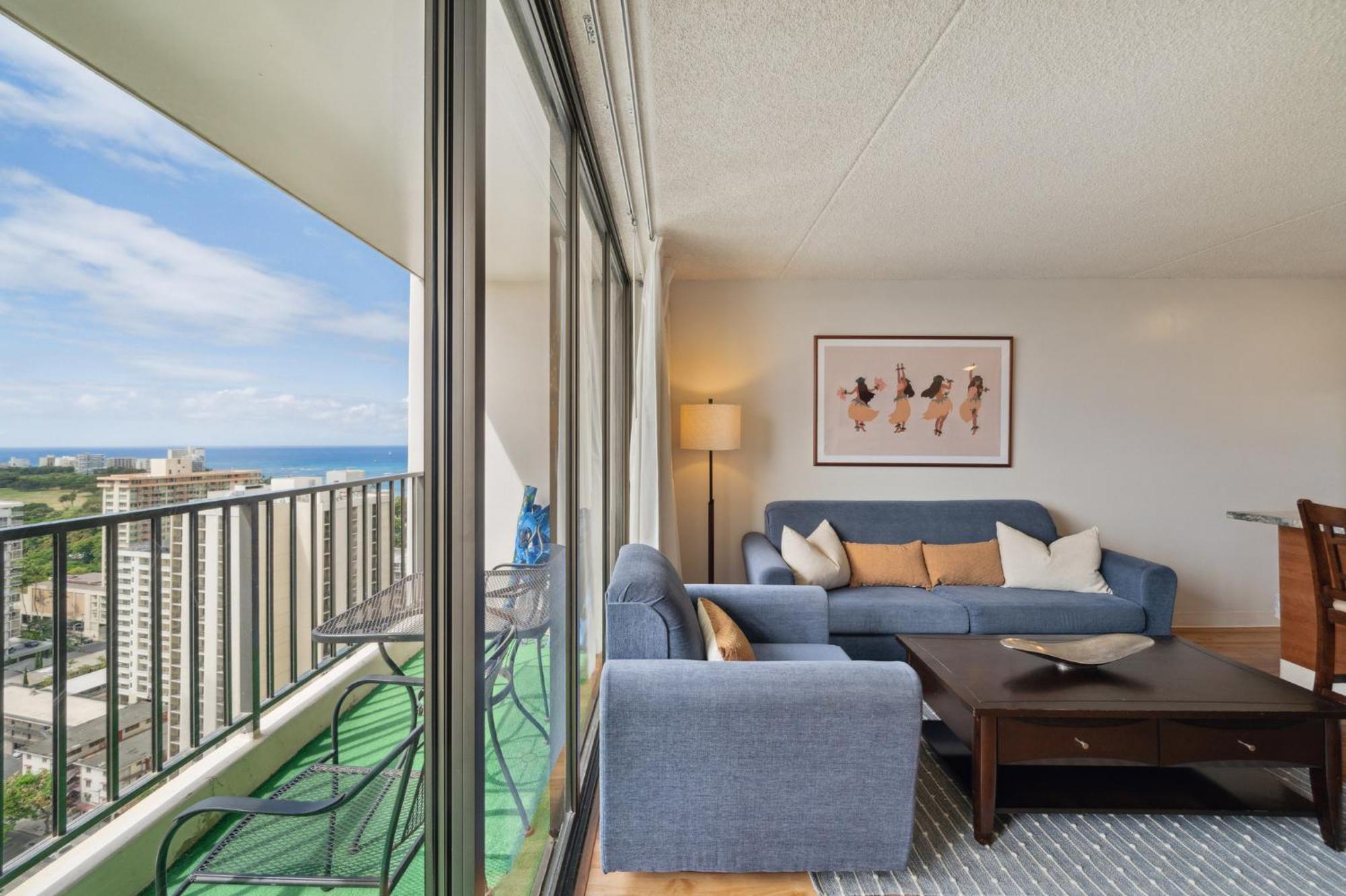 Apartment High Floor Oceanview Escape With Full Kitchen - Steps To Waikiki And Diamond Head Views, Free Parking