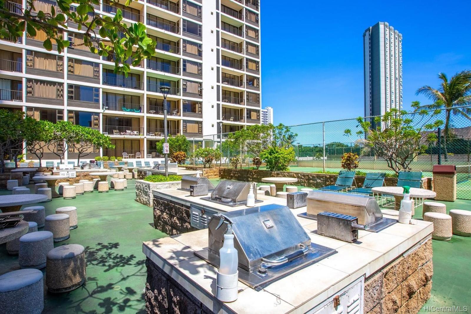 Apartment High Floor Oceanview Escape With Full Kitchen - Steps To Waikiki And Diamond Head Views, Free Parking