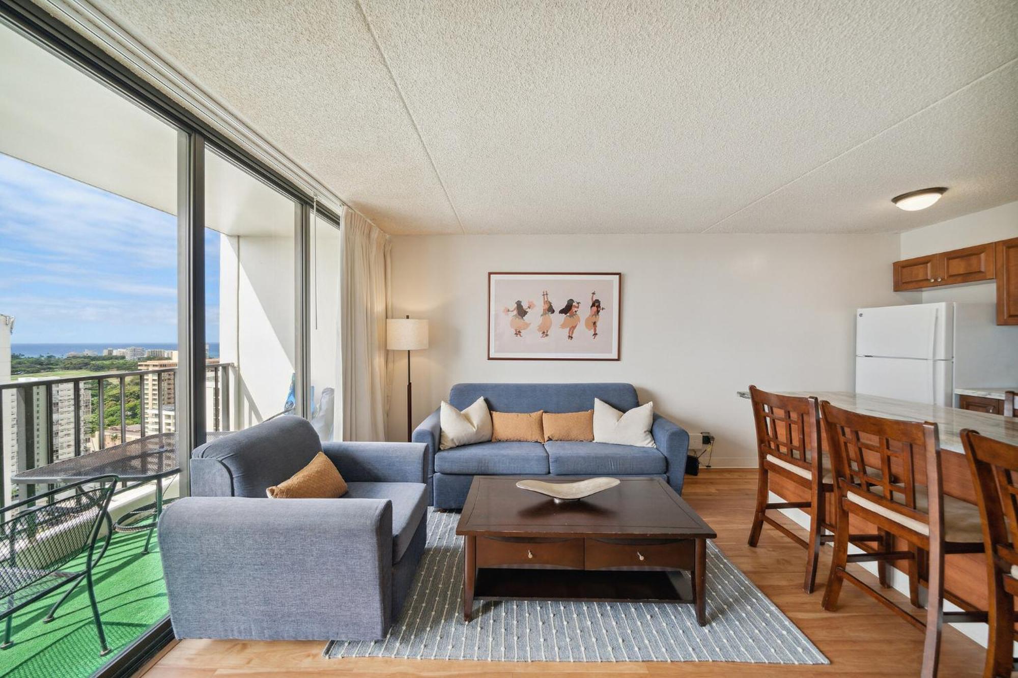 Apartment High Floor Oceanview Escape With Full Kitchen - Steps To Waikiki And Diamond Head Views, Free Parking