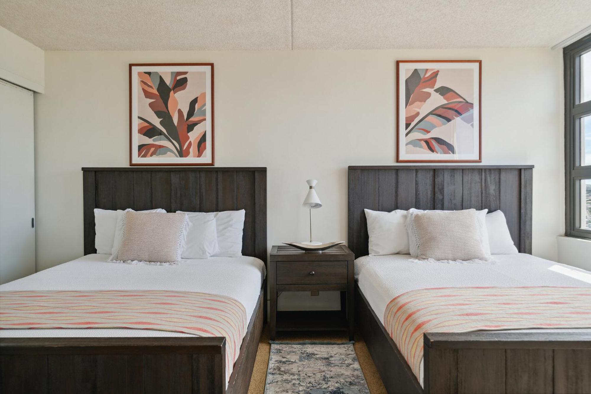 Apartment High Floor Oceanview Escape With Full Kitchen - Steps To Waikiki And Diamond Head Views, Free Parking